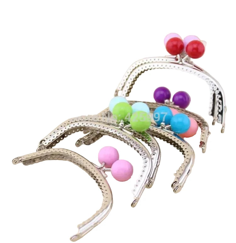 Lot de 10 fermoirs pour sac (12,5 cm) – Forme arquée, finition argentée, perles métalliques façon « grosse boule de bonbon » – Accessoire de couture pour sacs DIY