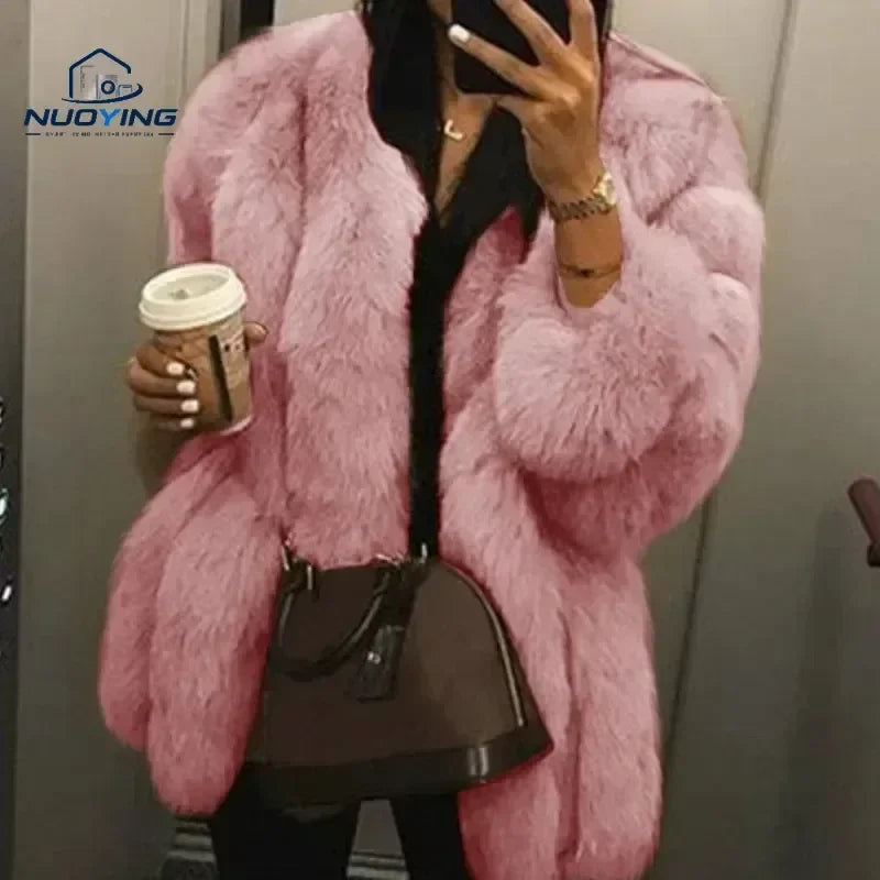 Veste courte et élégante en fausse fourrure pour femme (automne) : couleur unie, coupe oversize, manches longues bouffantes ; un modèle coupe-vent, léger et chaud, idéal pour les trajets quotidiens, les promenades en ville et les rendez-vous au café.