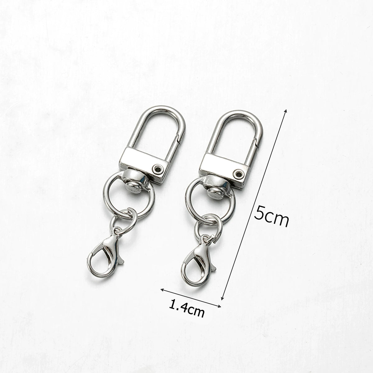 Lot de porte-clés colorés avec fermoirs mousquetons et chaînettes pour la création de bijoux DIY, crochets pour porte-clés et attaches pour sacs.